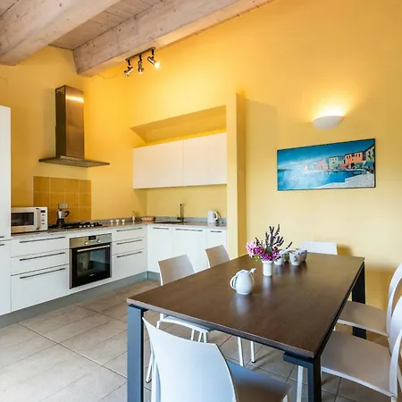 Historic Between Two Tuscan Valleys Trequanda