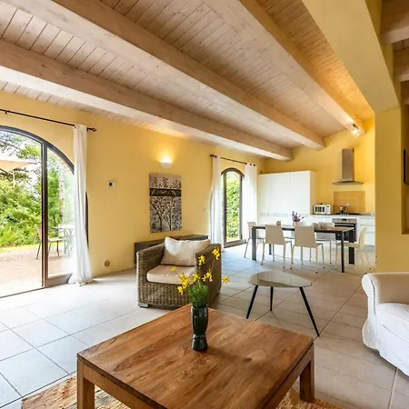 Historic Between Two Tuscan Valleys Apartmán *
