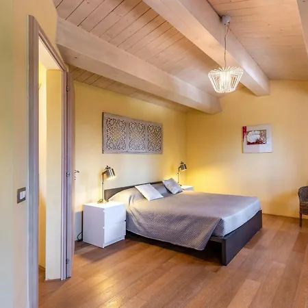 Apartmán Historic Between Two Tuscan Valleys *