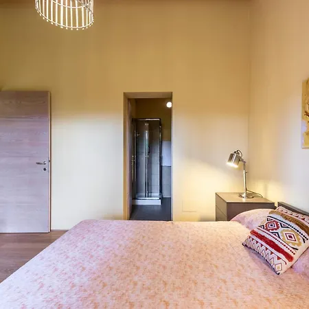 Apartmán Historic Between Two Tuscan Valleys *